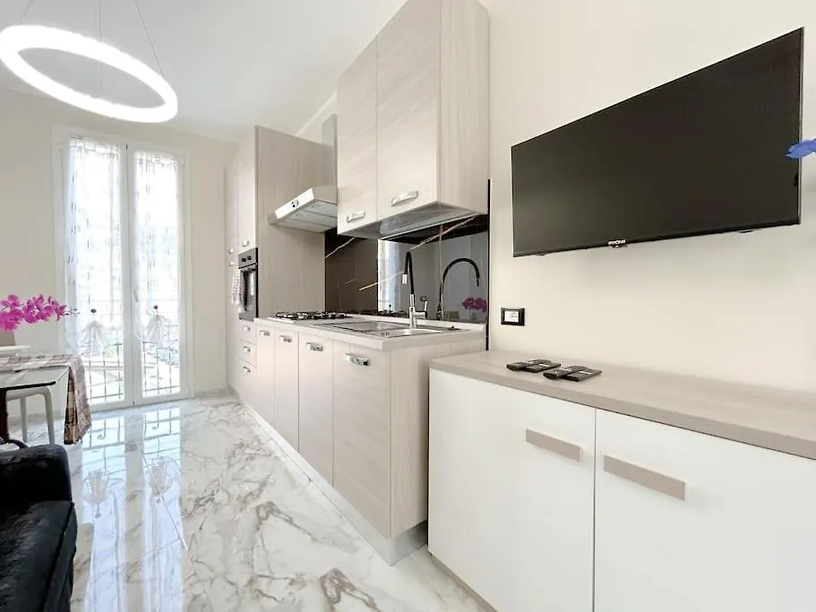 Suite A 600Mt Ariston Ac Netflix Sanremo Italy